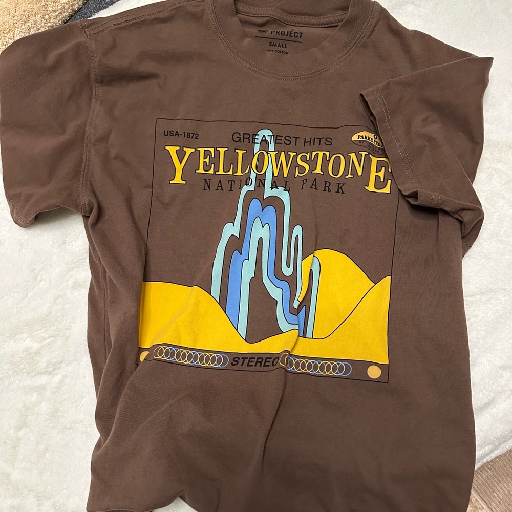 Yellowstone National Park Graphic T-Shirt